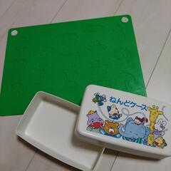 ねんど板、ねんどケースの画像