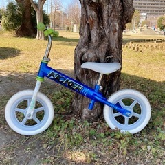 USEDキッズKICKERストライダー