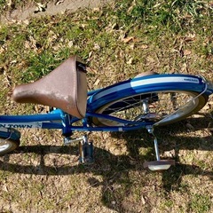 USEDキッズ補助輪付き自転車16インチの画像