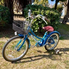 USEDキッズ補助輪付き自転車16インチの画像