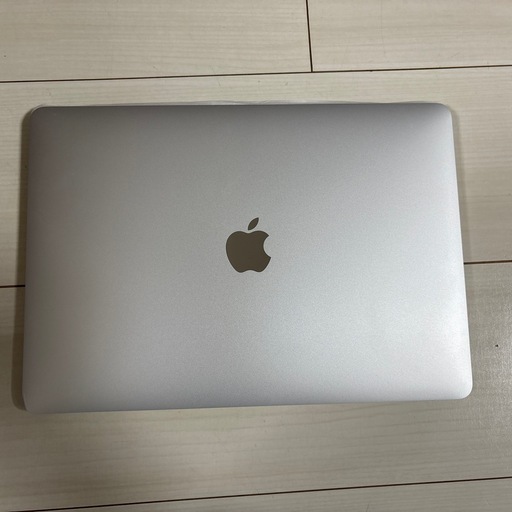 《美品》MacBookpro 2020年モデル　i5 13インチ　16GB