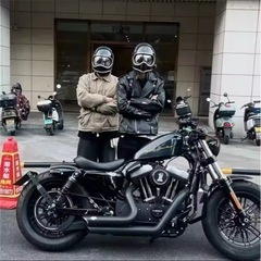 M) 再入荷！新品未使用　検索用（ スペースヘルメット　 NoBudz ２％erの画像