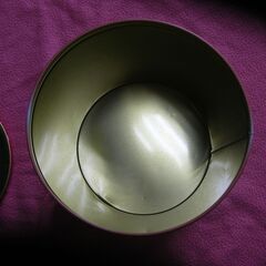 ディズニー　大きめの空き缶（φ17.5ｃｍＸ高さ22ｃｍ） 　の画像