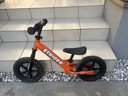 ストライダーペダルなし自転車