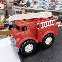 Green Toysのファイヤートラック（消防車です。