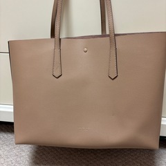 kate spadeトートバッグの画像