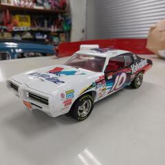 1/18スケールNASCAR