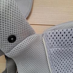 【お取引中】アップリカ　コアラウルトラメッシュ　抱っこひもの画像