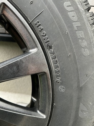 スタッドレス　ブリヂストン　ブリザック　スノータイヤ　４本セット