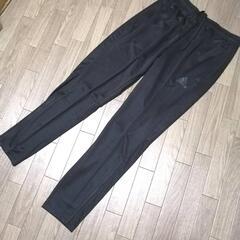 新品　アディダス　メンズ　ジャージ　セットアップ　Lサイズ　黒　ブラックの画像