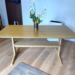 無印良品　リビングでもダイニングでもつかえるテーブルの画像