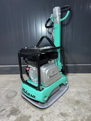 【大阪】バイブロコンパクター 建設機械 三笠産業 転圧機 ミカサ プレートコンパクター MVH-100A 三笠MIKASA 土木 エンジン 現場 プレート.