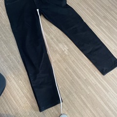 guパンツの画像
