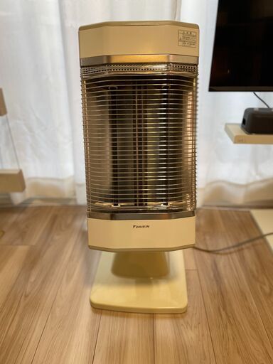 【動作品】ダイキン　遠赤外線　セラムヒート　ERFT11KS　暖房機