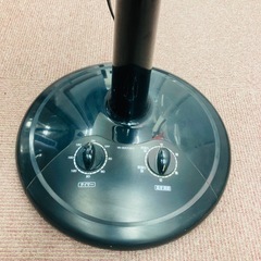 ⭐️売り尽くし⭐️速暖　ハロゲンヒーターの画像