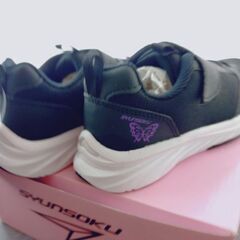 子ども(女の子)スニーカー19.5cmの画像