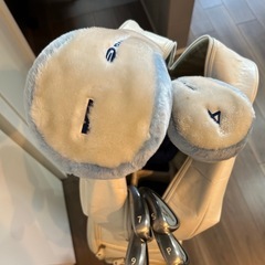 ゴルフバックセット（レディース）の画像