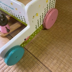 ジャッキー　手押し車の画像