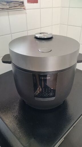 4合炊き炊飯器売ります