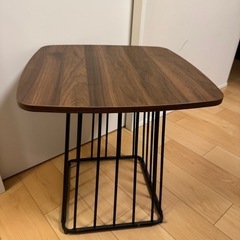 【美品】デザインサイドテーブルの画像