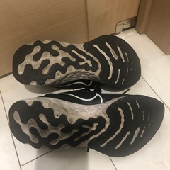 スニーカー　NIKE　中古　23㎝の画像