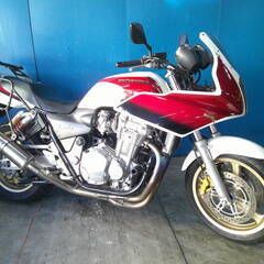 HONDA CB1300SF 白/赤 車検残R7/3月 エンジン...