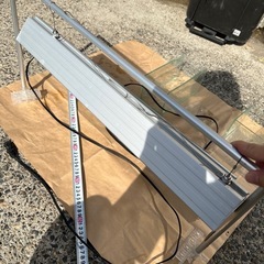 TRIANGLE LED GROW 600 スタンド付き