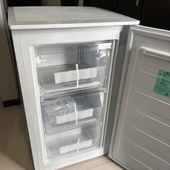 再募集【未使用品】冷凍庫 ハイアール HF-A61W　ワンドア 61L　の画像