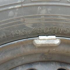 ホイル付きタイヤ4本セット　195/80 R15の画像