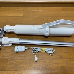 2020年製❄️アイリスオーヤマ IRIS OHYAMA 極細軽量スティッククリーナー ホワイト IC-SLDC8-W(0115c)の画像