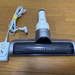 2020年製❄️アイリスオーヤマ IRIS OHYAMA 極細軽量スティッククリーナー ホワイト IC-SLDC8-W(0115c)の画像
