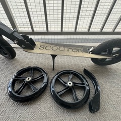  キックボード キックスクーター 子供/大人用 折り畳み式 4段階高さ調整 フット/ハンドブレーキ 8インチタイヤ 立ち乗り式二輪車 耐荷重150kg 持ち運び便利 の画像
