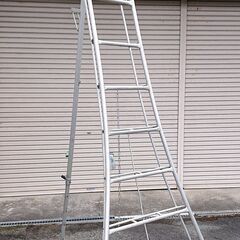 🔴山口市、アルミ園芸三脚🔴2.5m8段🔴￥24000⇒12000...