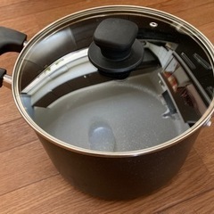 美品 深鍋 直径22cm