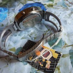 ＡＴ＊ＭＩＣ　デジタル腕時計！　Ｍｏｄｅｒ　ＮｏＡ－7　電池切れ致しています。の画像