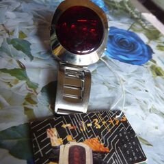 ＡＴ＊ＭＩＣ　デジタル腕時計！　Ｍｏｄｅｒ　ＮｏＡ－7　電池切れ致しています。の画像