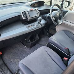 フリード1.5G　ジャストセレクション　H21　車検8/8　走行91000キロ　社外HDDナビ＆フルセグTV　カラーバックカメラ　ETC　左側パワースライド　キセノン　３列７人乗り　新車時より記録簿12枚の画像