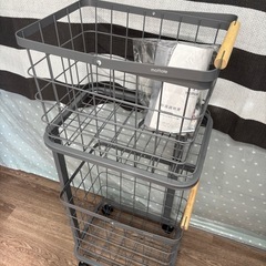 【新品】モットル ランドリーバスケット 2段 ランドリーワゴン スチールバスケット 洗濯物 カゴの画像