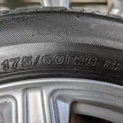 アルミホイールタイヤ付き♫175/60/R16♫PCD100.コンパクトカーに♫アルミの画像