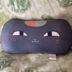 ニャンコ先生の背もたれクッション？枕？の画像