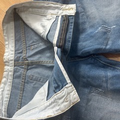 メンズダメージハーフパンツの画像