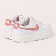 NIKE ナイキ W COURT VISION ALTA ウィメンズ コート ビジョン アルタ WDZ5394 102WHT/REDSTAの画像