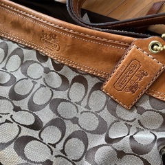 コーチ　coach バッグ　本物
の画像