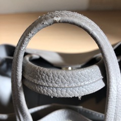 opaque ハンドバッグの画像