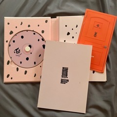 20 %値引き中！ TWICE CD の画像