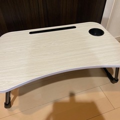 折り畳みテーブル