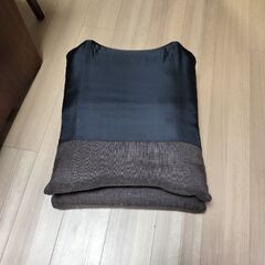座椅子　ブラウンの画像