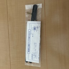 オフホワイト　本棚（扉あり）の画像