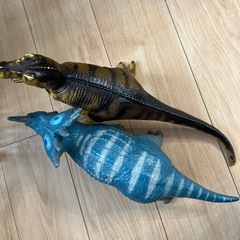 美品⭐︎恐竜おもちゃ約30㎝の画像