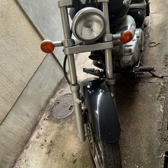 スズキ　イントルーダー250 LC